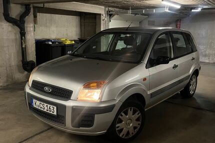 Ford Fusion 210.000 km 1.450 € Köln 50859