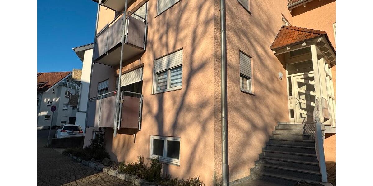 KAPITALANLAGE-provisionsfrei-sofortige Mieteinnahme-4,5 Zi Whg. 4 zimmer