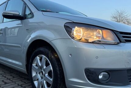 VW Touran 149.987 km 9.499 &euro; Nordhausen 99734