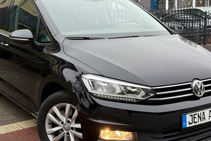 VW Touran 159.679 km 14.999 &euro; Hamburg 22149