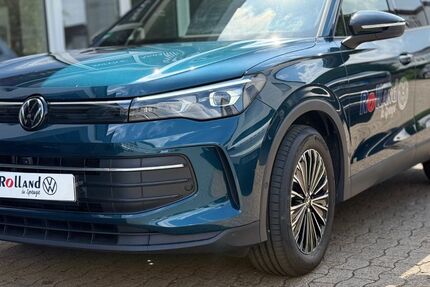 VW Tiguan 9.900 km 41.900 &euro; Spenge 32139