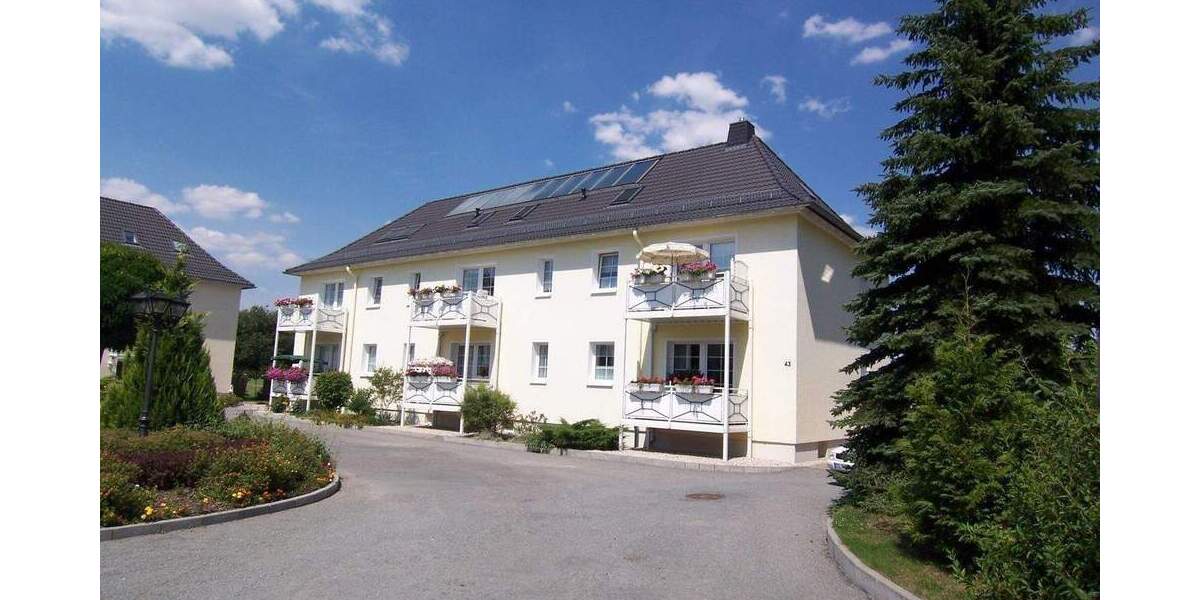 Etagenwohnung Crimmitschau - 3 Zimmer, 62 m&sup2;, 434&euro; | Angebot:26260730