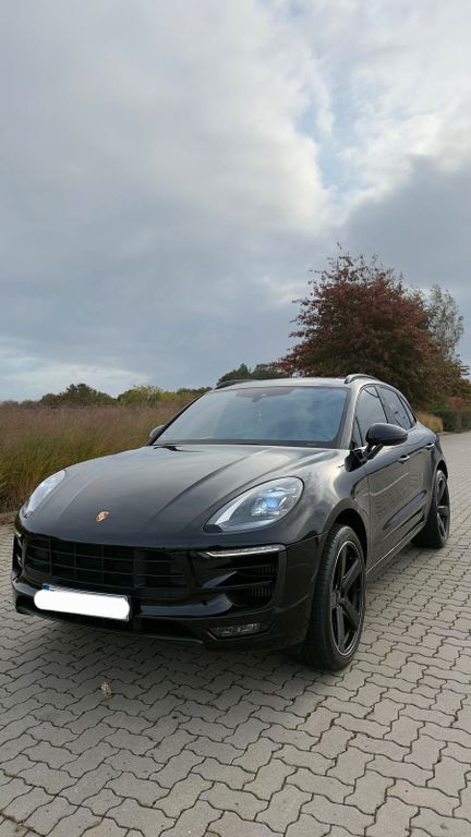 Porsche Macan 156.350 km 40.400 € Stuhr 28816