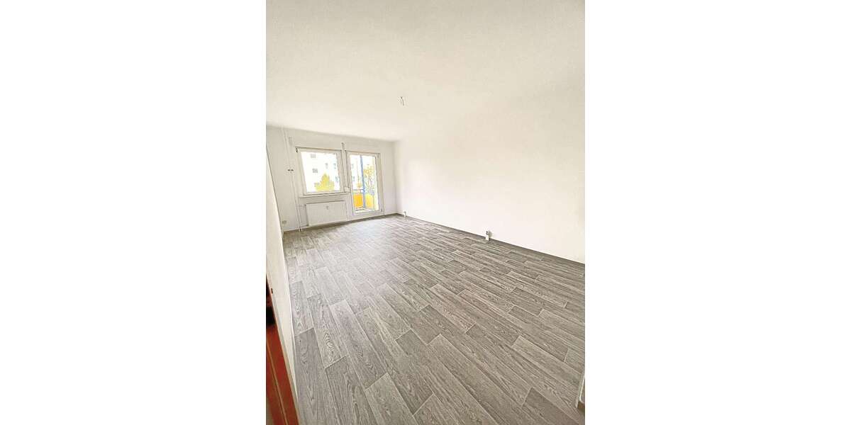 Etagenwohnung Schwarzheide - 3 Zimmer, 65 m&sup2;, 421&euro; | Angebot:26284646