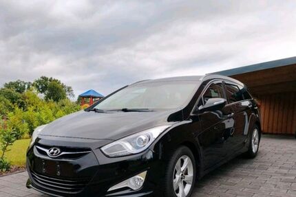 Hyundai i40 176.552 km 9.000 &euro; Bremervörde 27432