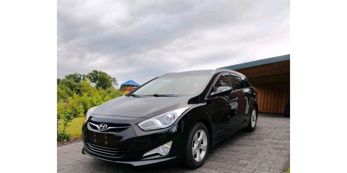 Hyundai i40 176.552 km 9.000 &euro; Bremervörde 27432