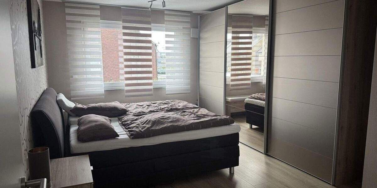 Etagenwohnung Oberhausen Klosterhardt-Nord - 3 Zimmer, 96 m&sup2;, 359.000&euro; | Angebot:24711885