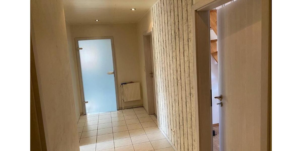 Etagenwohnung Essen (Oldenburg) - 4 Zimmer, 120 m&sup2;, 850&euro; | Angebot:25294315