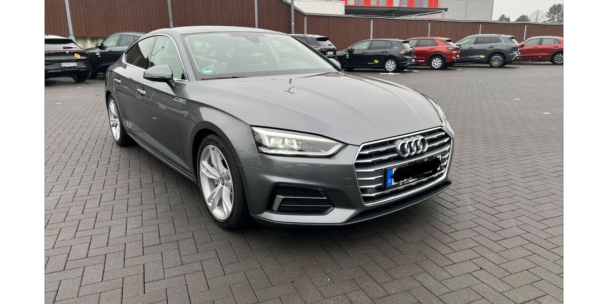 Audi A5 102.300 km 24.900 &euro; Krefeld 47805