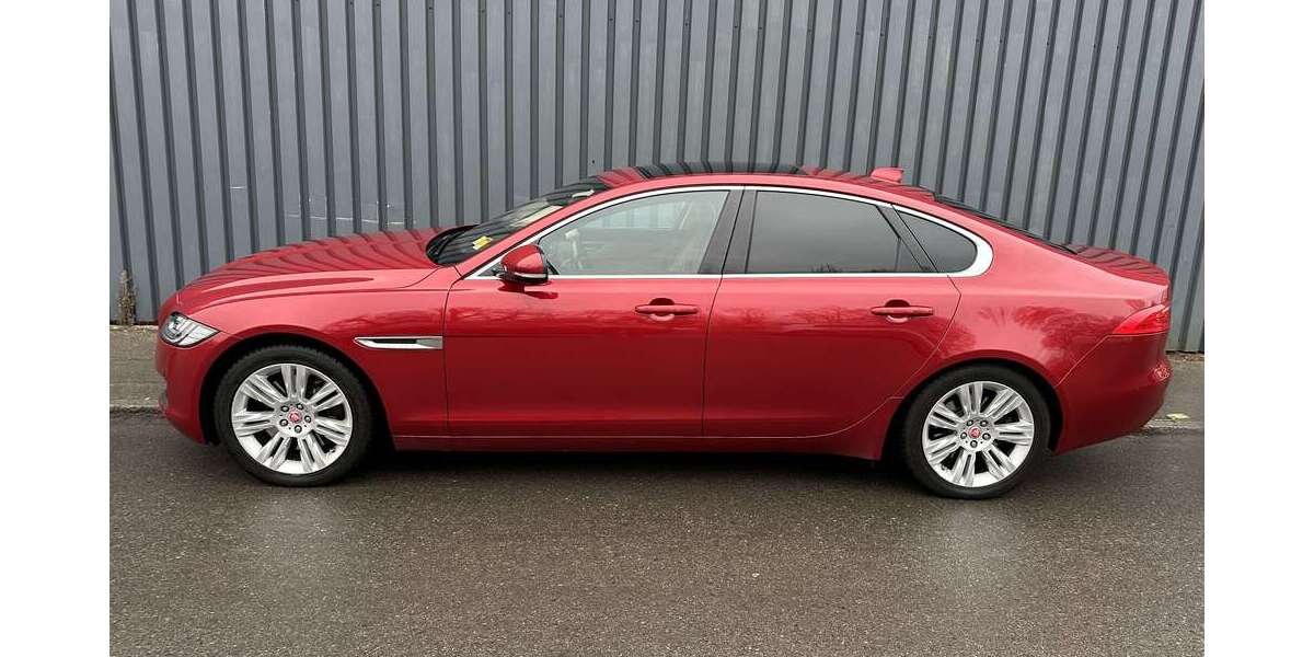 Jaguar XF 207.000 km 12.500 &euro; Dornstadt 89160