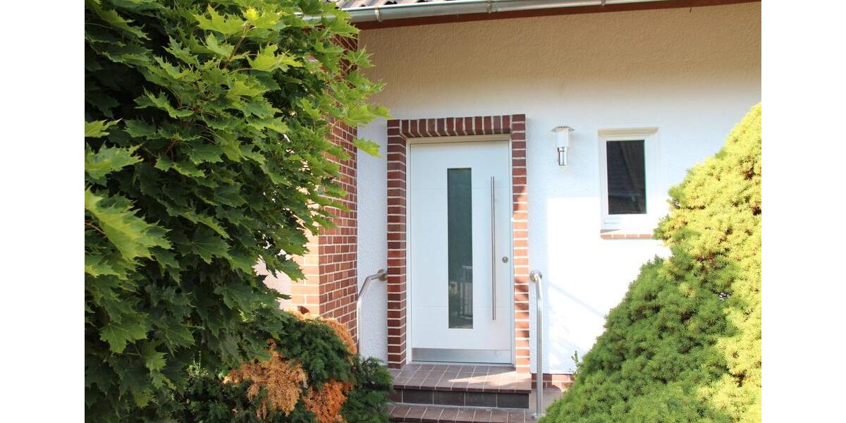 Einfamilienhaus Bergen - 5 Zimmer, 120 m&sup2;, 1.350&euro; | Angebot:26202206