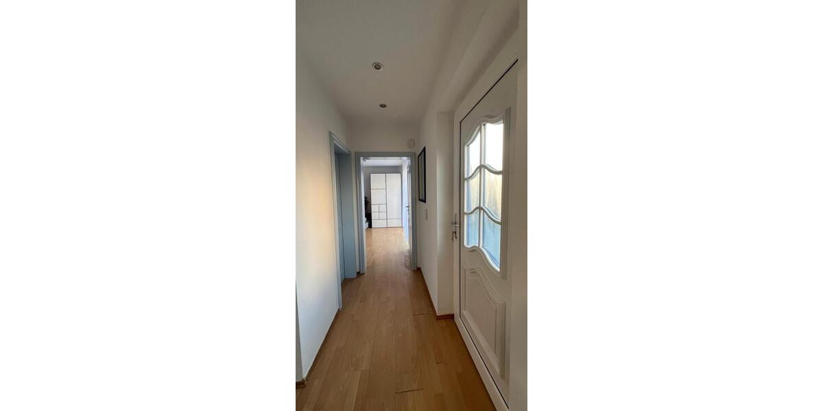 Erdgeschoßwohnung Würzburg Lengfeld - 3 Zimmer, 88 m&sup2;, 1.350&euro; | Angebot:26407146