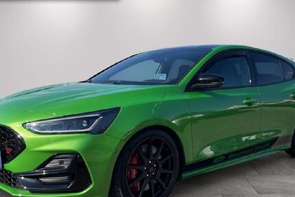 Ford Focus 8.100 km 34.899 € Scheßlitz 96110