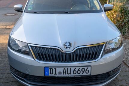 Skoda Rapid 82.650 km 9.400 &euro; Roßdorf 64380