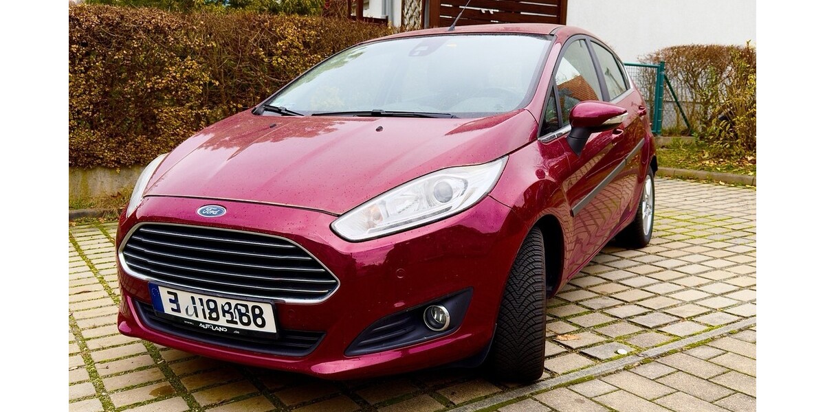 Ford Fiesta 87.000 km 10.500 &euro; Gera 07545