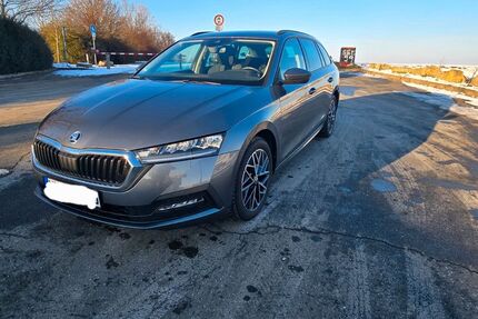 Skoda Octavia 54.000 km 24.800 &euro; Würzburg 97084