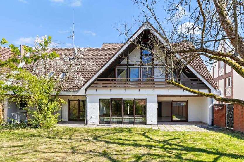 Haus zum Kaufen in Karlsruhe 929.000 € 209.91 m²