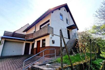 GLOBAL INVEST SINSHEIM | Tolles freistehendes Einfamilienhaus mit 7 Zimmern, großer Terrasse und Garage in Rittersbach 7 zimmer