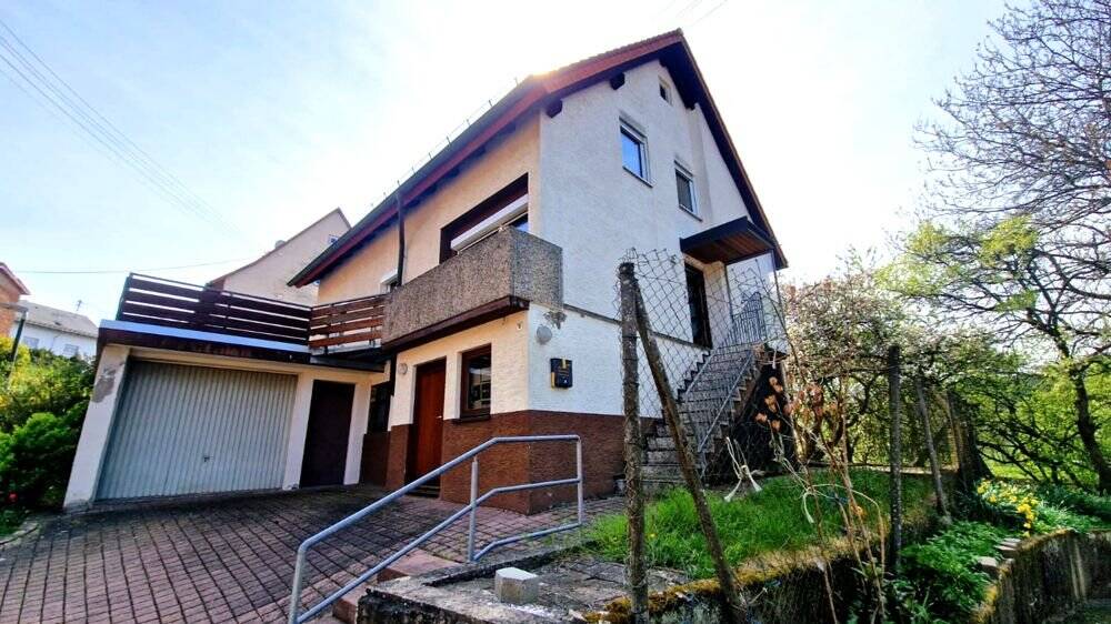 GLOBAL INVEST SINSHEIM | Tolles freistehendes Einfamilienhaus mit 7 Zimmern, großer Terrasse und Garage in Rittersbach 7 zimmer