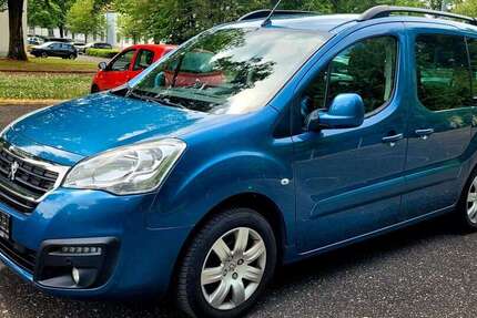 Peugeot Partner 146.000 km 8.990 &euro; Reichenberg-Albertshausen 97234