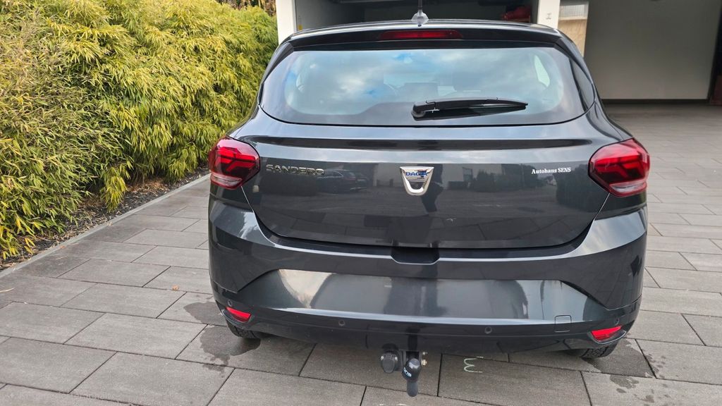 Dacia Sandero 18.100 km 11.990 &euro; Geislingen 73312