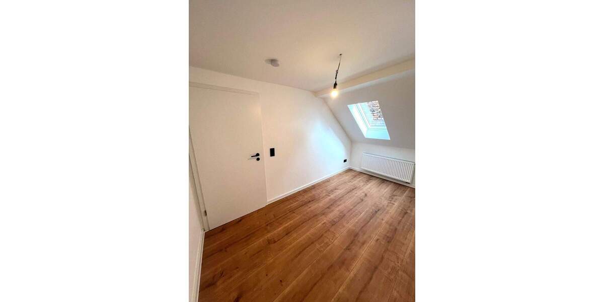 Zimmer Nußbaum - 3 Zimmer, 48 m&sup2;, 600&euro; | Angebot:25741734