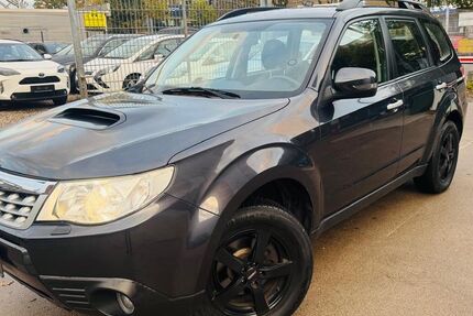 Subaru Forester 99.900 km 8.700 &euro; Hamburg 20537