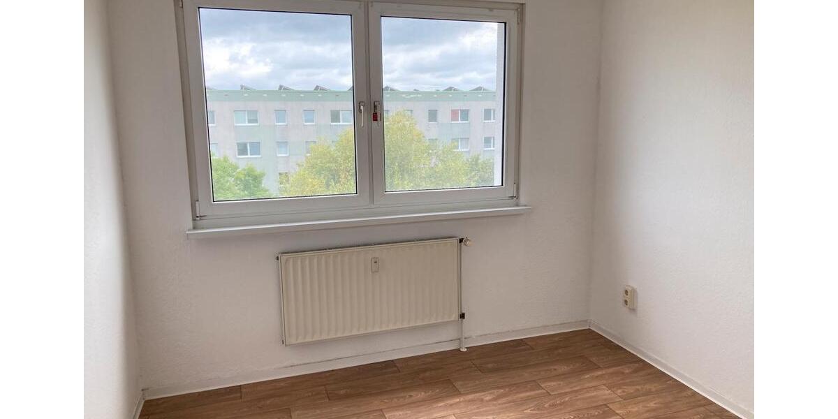 Etagenwohnung Bitterfeld-Wolfen Wolfen - 3 Zimmer, 57 m&sup2;, 342&euro; | Angebot:26645802