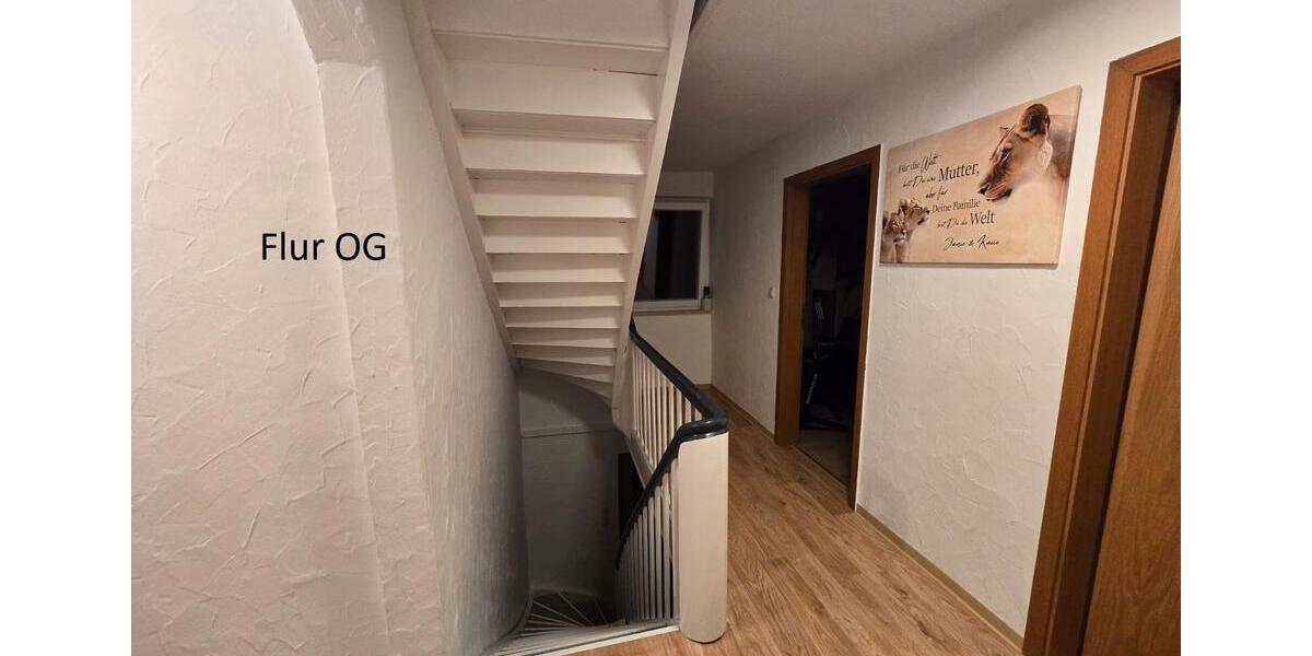 Etagenwohnung Hohenroth - 6 Zimmer, 120 m&sup2;, 700&euro; | Angebot:26402651