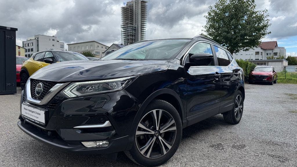 Nissan Qashqai 40.300 km 18.750 &euro; Fellbach 70734