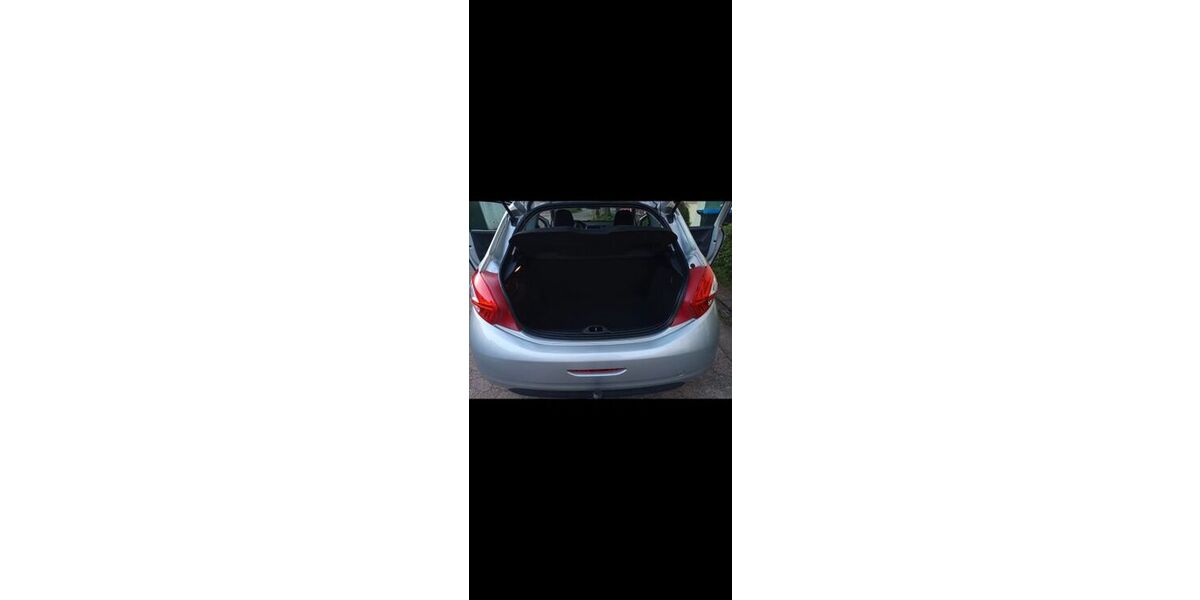 Peugeot 208 71.000 km 5.249 &euro; Hameln 31785