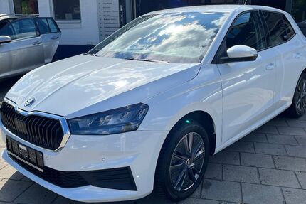 Skoda Fabia 25.375 km 18.985 &euro; Weertzen 27404