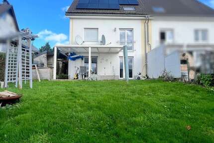 Haus zum Kaufen in Meschede 258.000 € 142 m² 5 zimmer