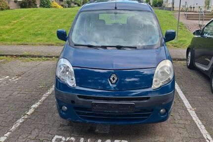 Renault Kangoo 240.260 km 2.299 &euro; Kassel 34125