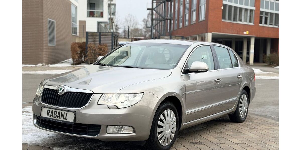 Skoda Superb 178.000 km 6.990 &euro; Norderstedt 22848
