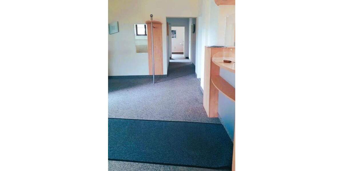 Gewerbeobjekt Meerane - 5 Zimmer, 110 m&sup2;, 595&euro; | Angebot:24967174