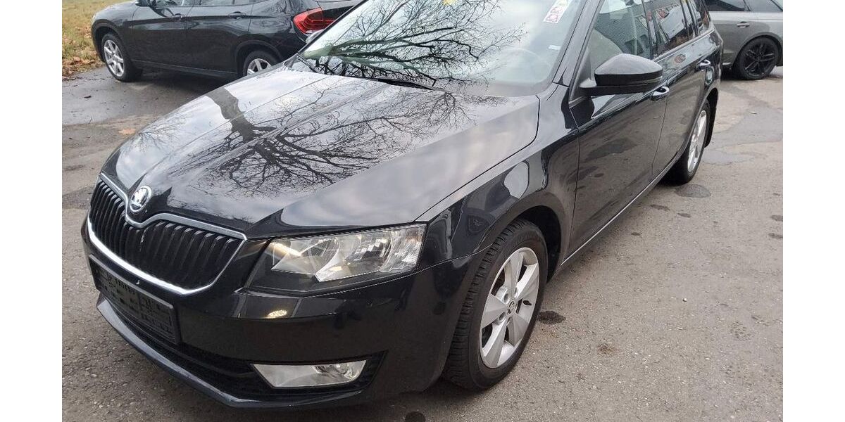 Skoda Octavia 82.000 km 12.600 &euro; Boms 88361
