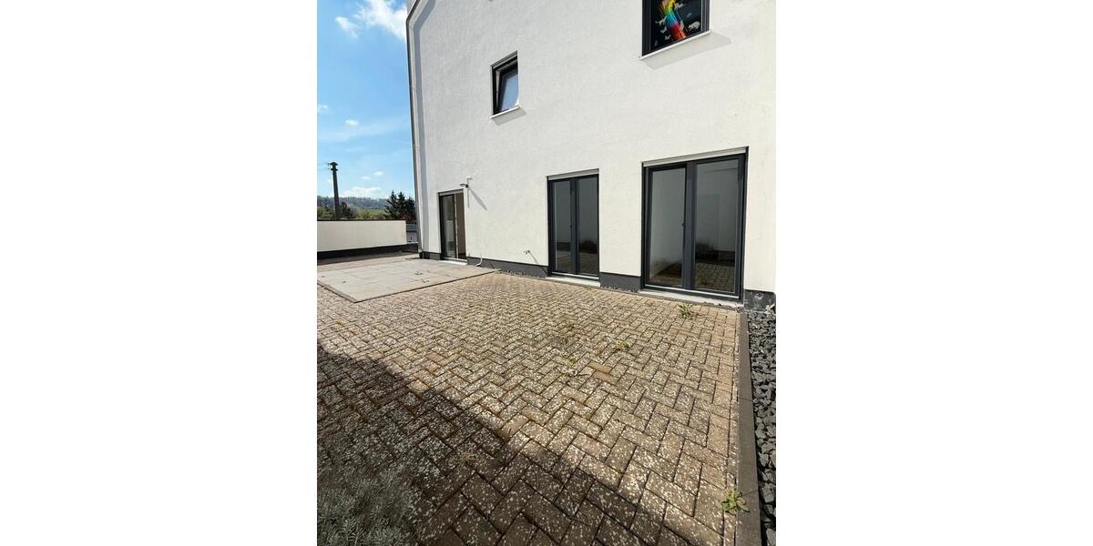 Erdgeschoßwohnung Staufenberg - 3.5 Zimmer, 80 m&sup2;, 269.000&euro; | Angebot:25973414