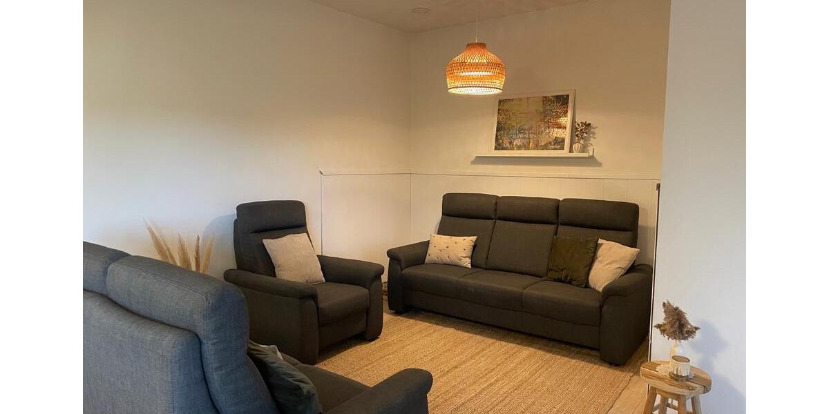 Einfamilienhaus Espelkamp - 7 Zimmer, 360 m&sup2;, 500.000&euro; | Angebot:26698963