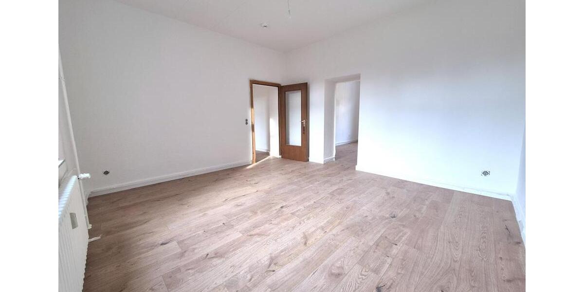 Etagenwohnung Duisburg Hamborn - 4 Zimmer, 94 m&sup2;, 655&euro; | Angebot:26300948