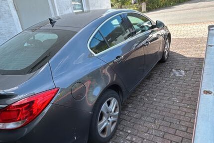Opel Insignia 296.000 km 1.999 &euro; Brilon 59929