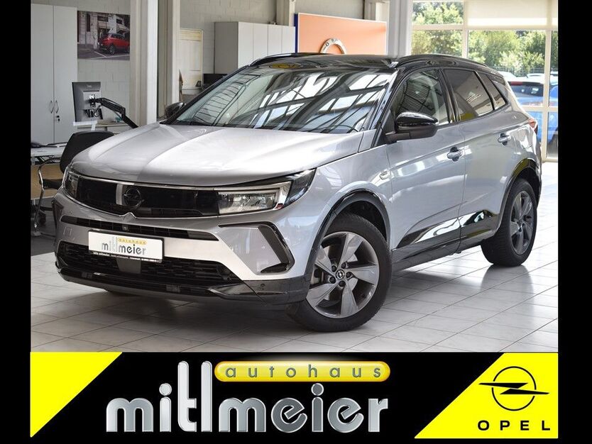Opel Grandland (X) 32.900 km 24.950 € Vohenstrauß 92648