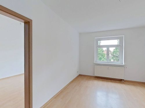 Etagenwohnung Heidenau - 2 Zimmer, 57 m&sup2;, 399&euro; | Angebot:26678307