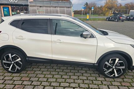 Nissan Qashqai 94.000 km 19.700 &euro; Heusenstamm 63150