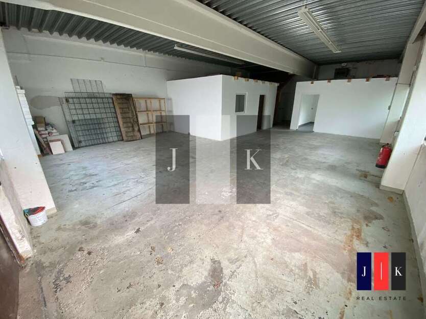 Halle in Hamburg 2.034 € 110 m²