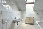 Dachgeschoßwohnung Dessau-Roßlau Brambach - 3 Zimmer, 79 m&sup2;, 510&euro; | Angebot:23573300