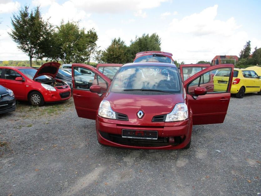 Renault Modus 94.000 km 2.999 € Barsinghausen 30890