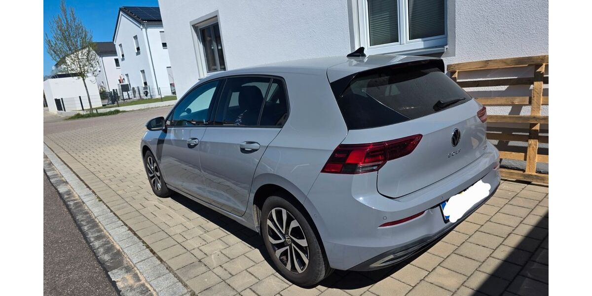 VW Golf 43.800 km 22.900 &euro; Baar-Ebenhausen 85107