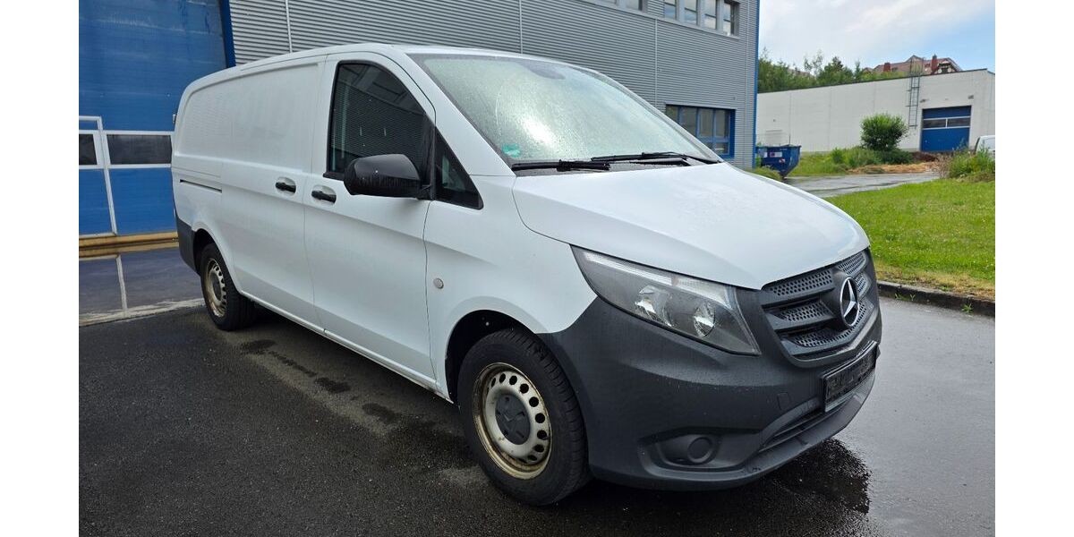 Mercedes-Benz Vito 204.000 km 14.875 &euro; Schmölln 04626