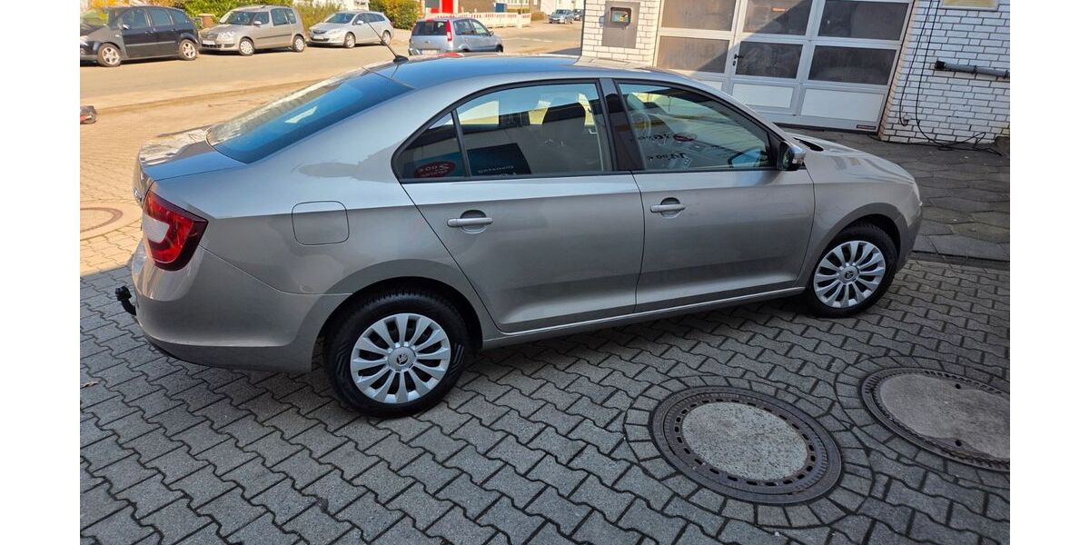 Skoda Rapid 99.500 km 9.899 &euro; Osnabrück 49076